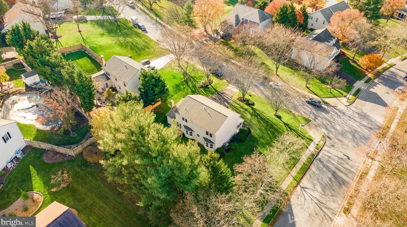 7801 Flagstone Ct, Ellicott, MD 21043-7060