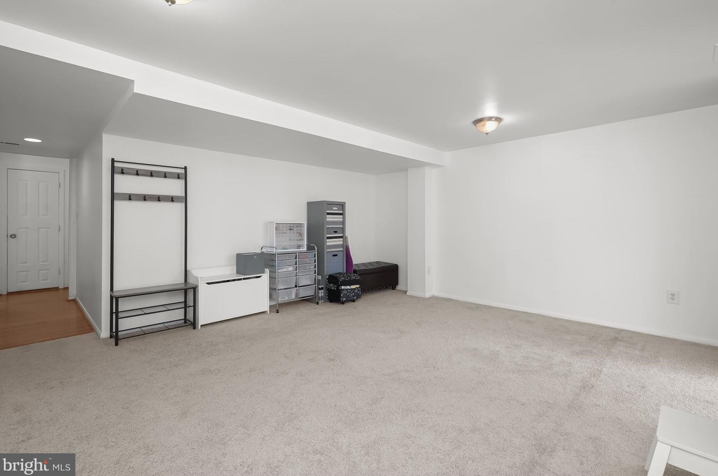 7708 Chatfield Ln, Ellicott MD  21043-7900 exterior