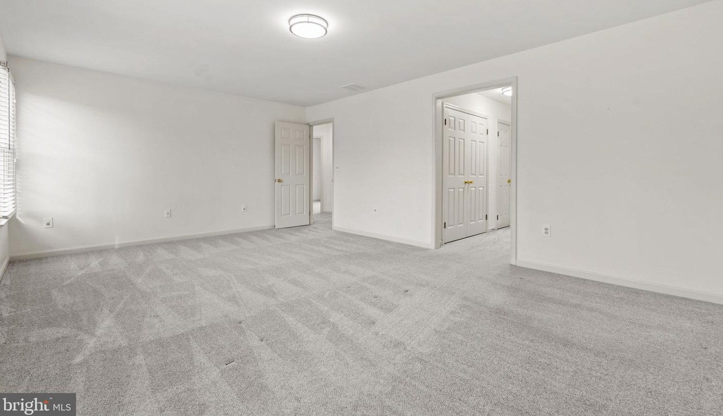 2713 Glenwood Ct, Ellicott MD 21042-7809 exterior