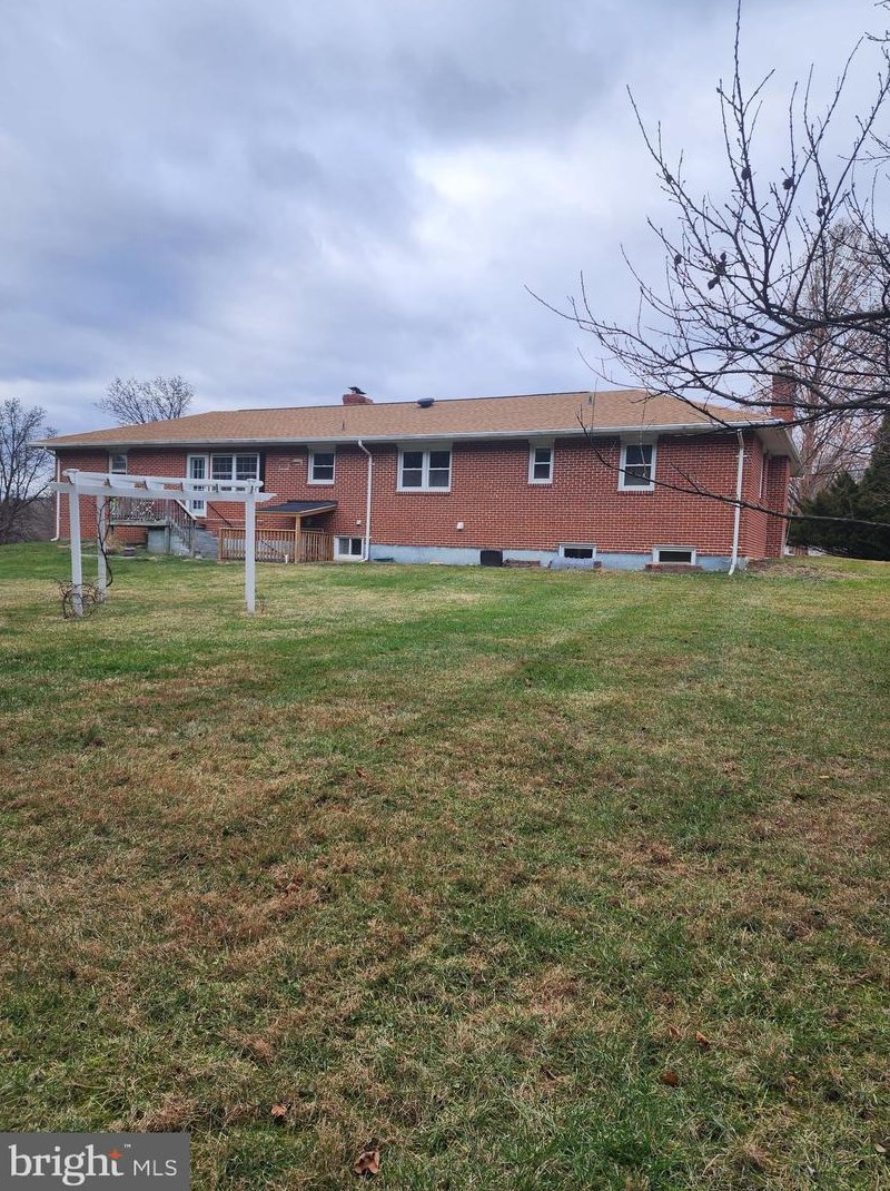 10219 Maxine St, Ellicott MD  21042-6318 exterior