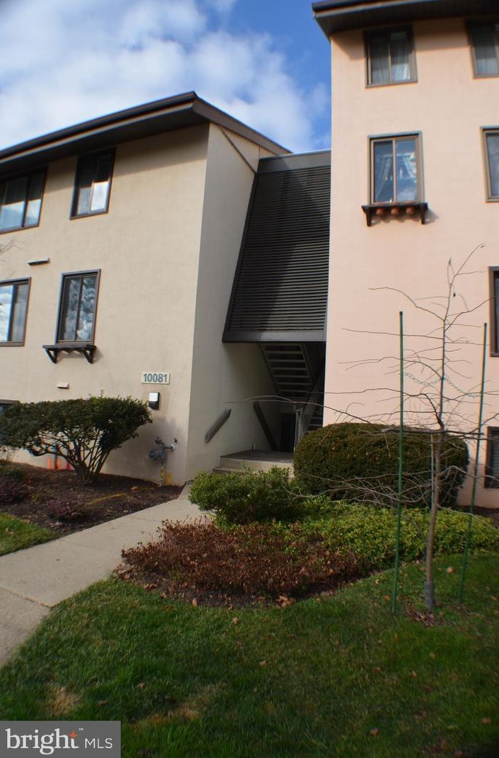 10081 Windstream Dr #1, Columbia, MD 21044