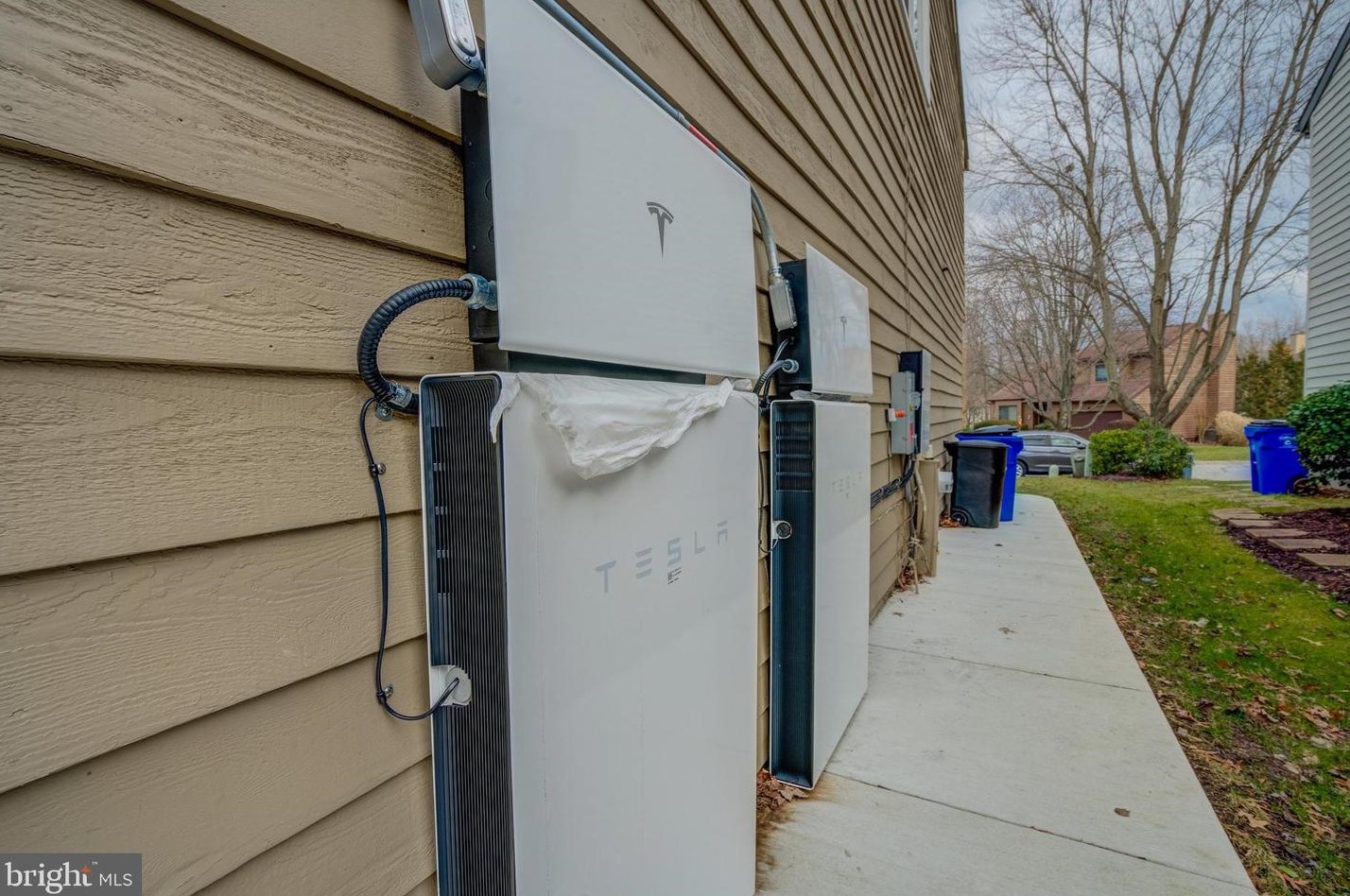 8583 Autumn Harvest, Ellicott MD  21043-6500 exterior