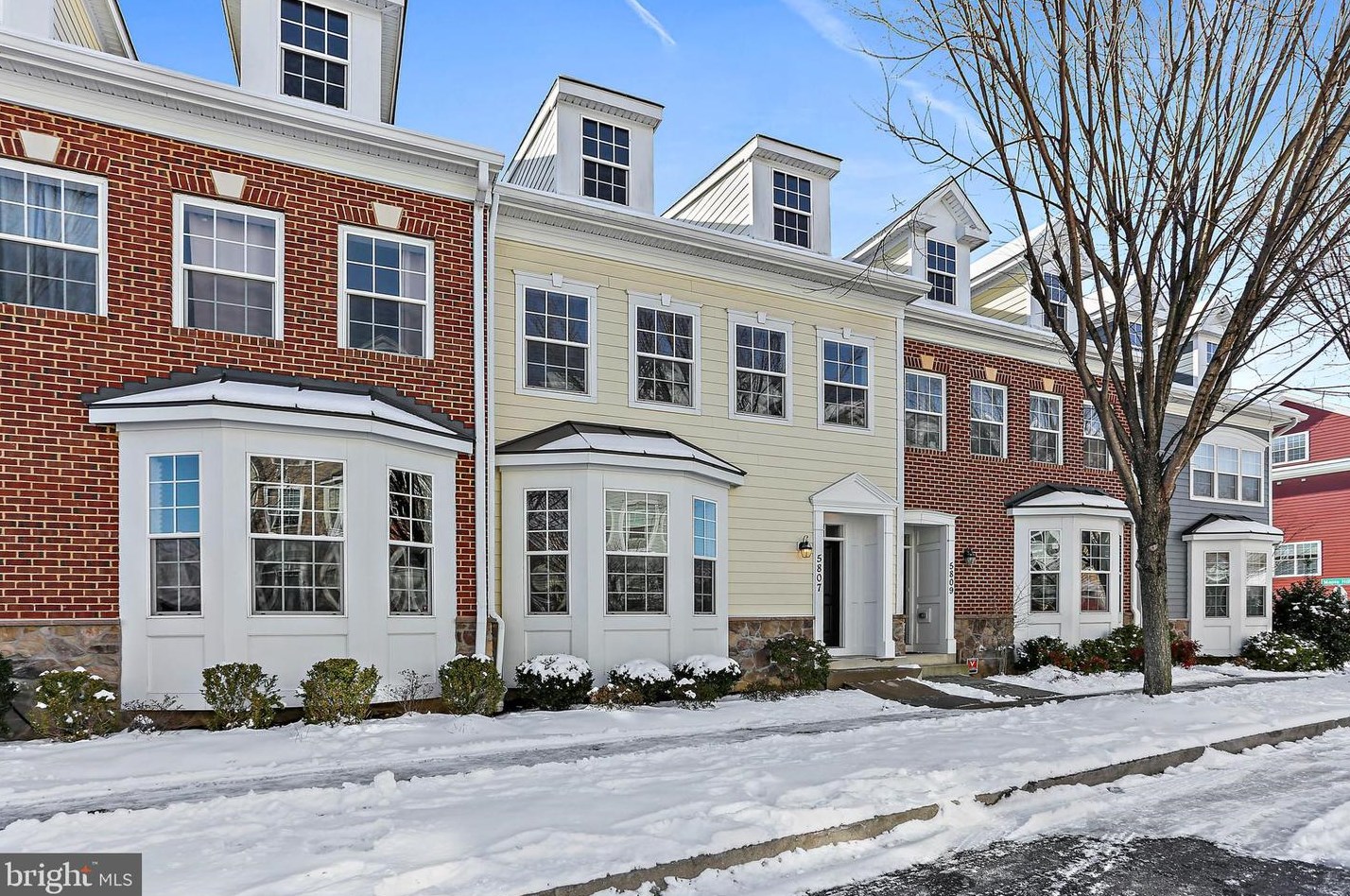 5807 Duncan Dr, Ellicott MD  21043-7518 exterior