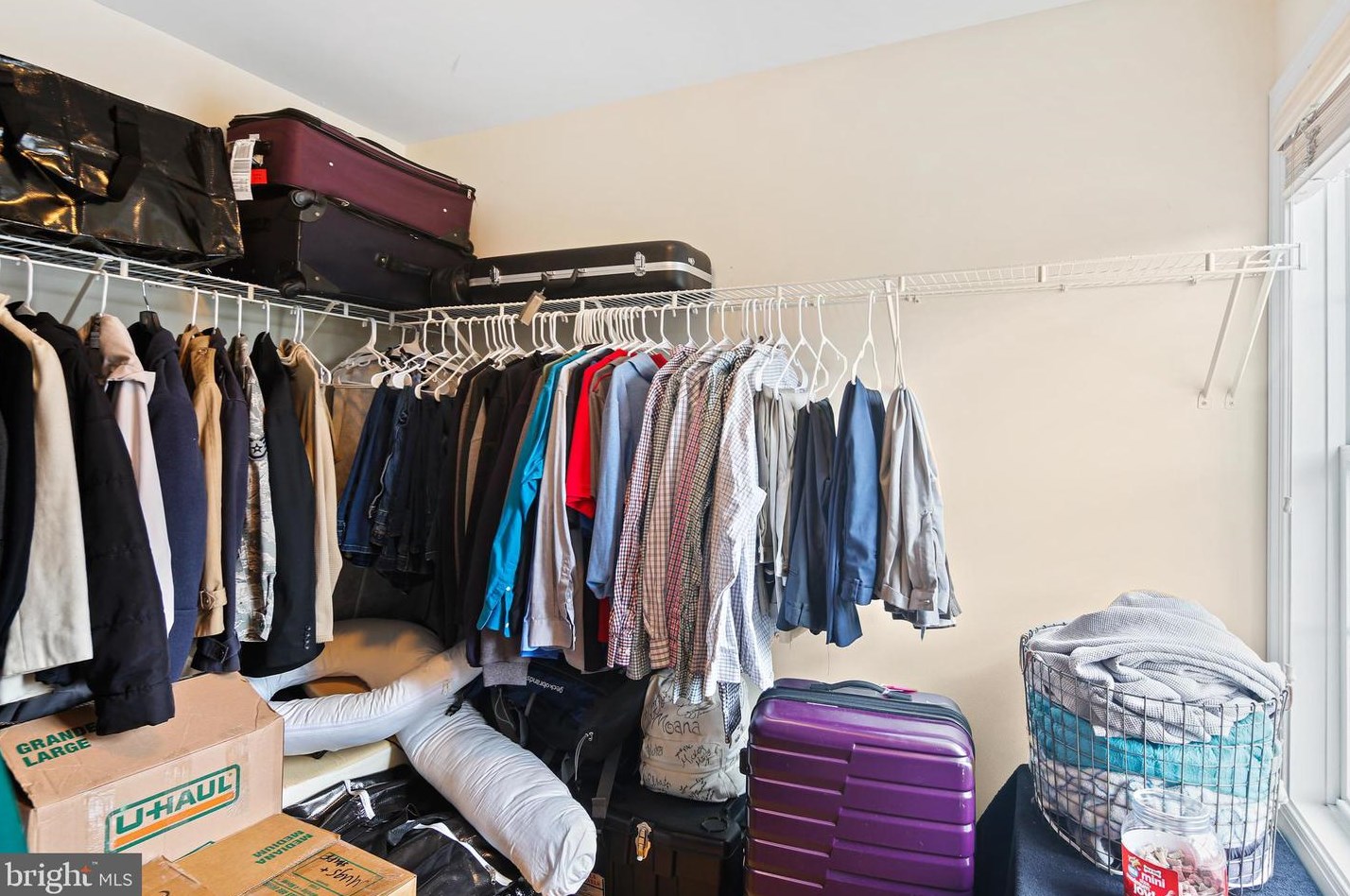 6315 Ema Ct, Baltimore MD  21075-6243 exterior