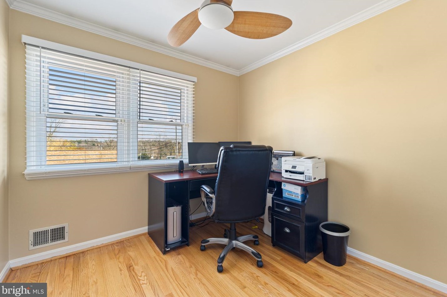 5961 Hunt Club Rd, Baltimore MD  21075-5515 exterior