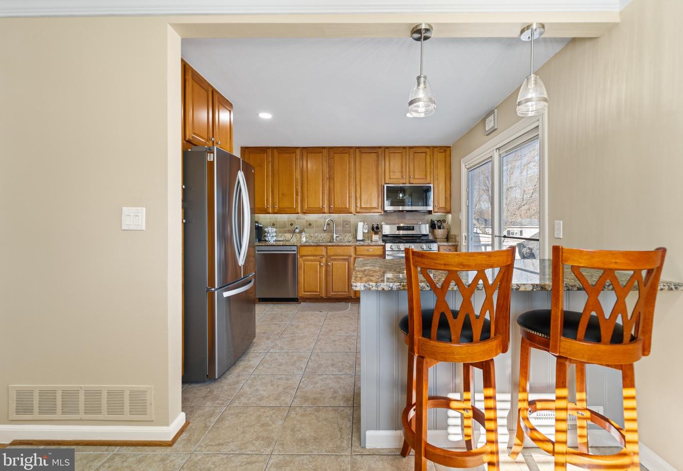 5961 Hunt Club Rd, Baltimore MD  21075-5515 exterior