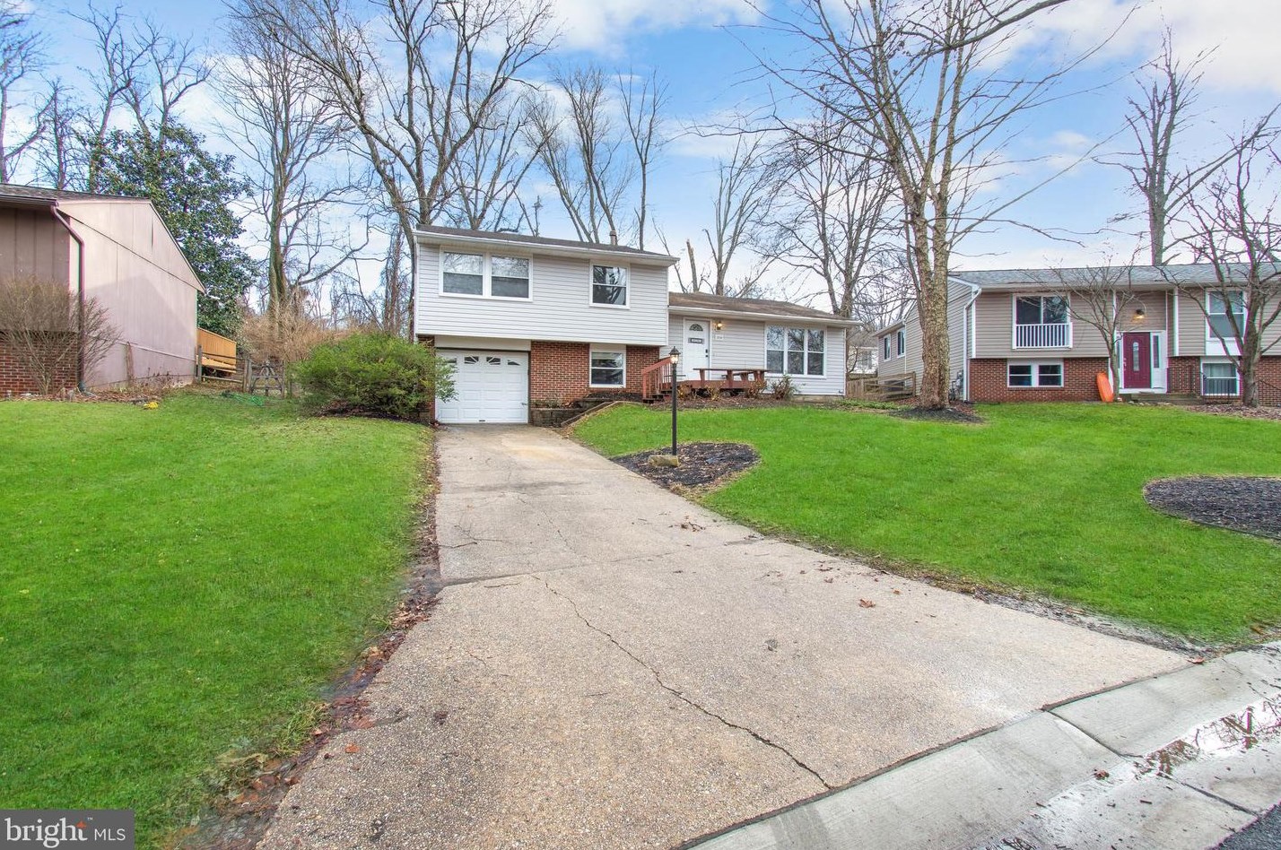 5536 Bluecoat Ln, Columbia, MD 21045-2206