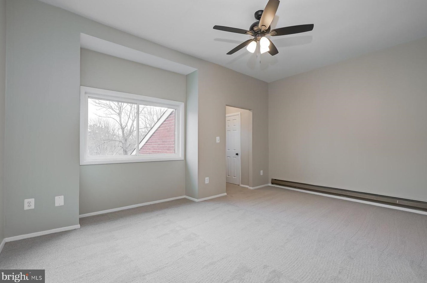 9424 Merryrest Rd, Columbia MD  21045-3917 exterior