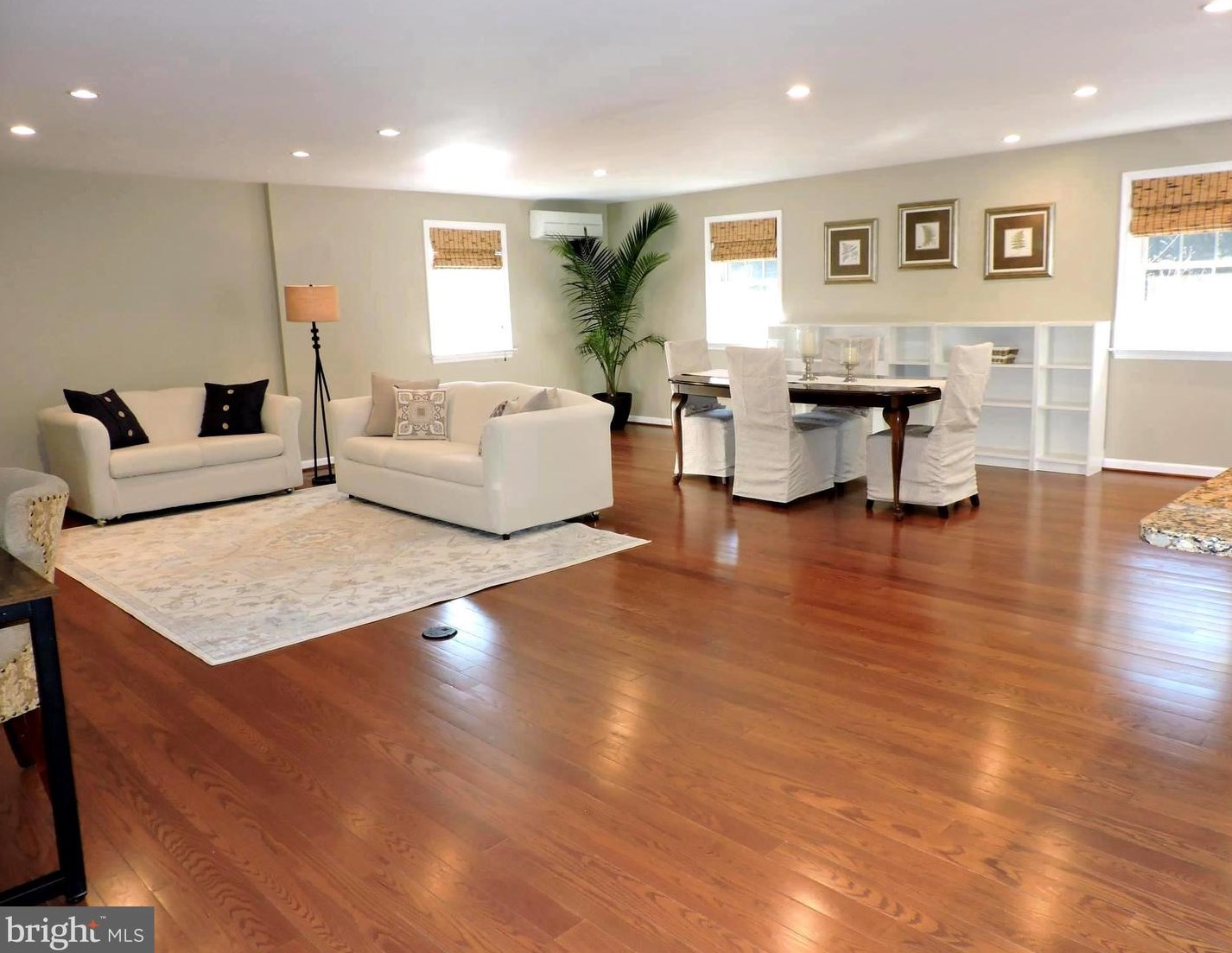 10136 Kings Bench Ct, Ellicott MD  21042-5649 exterior