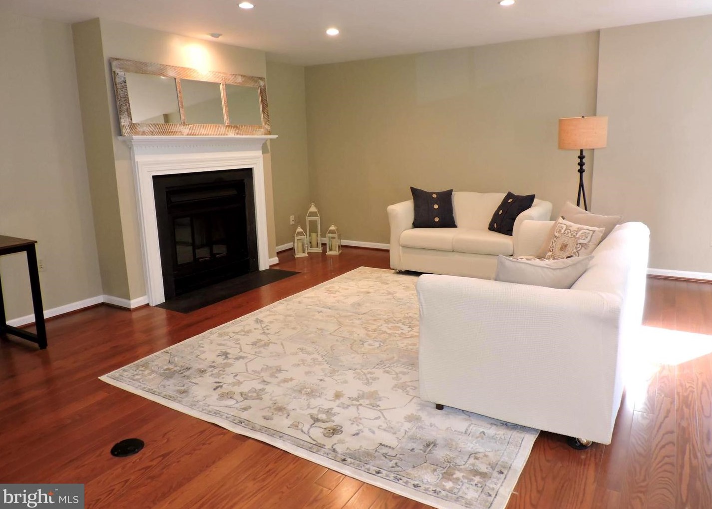 10136 Kings Bench Ct, Ellicott MD  21042-5649 exterior