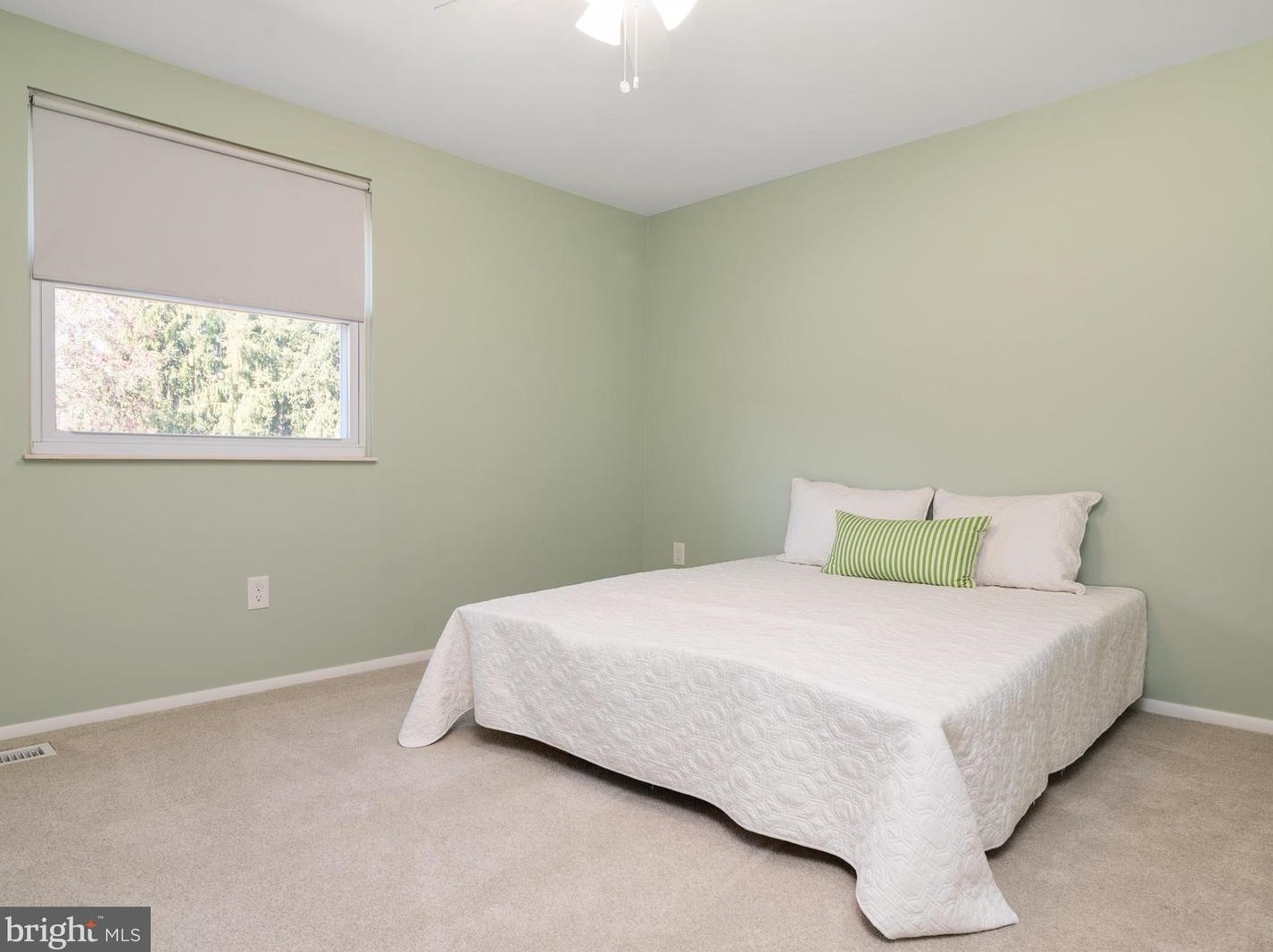 10136 Kings Bench Ct, Ellicott MD  21042-5649 exterior