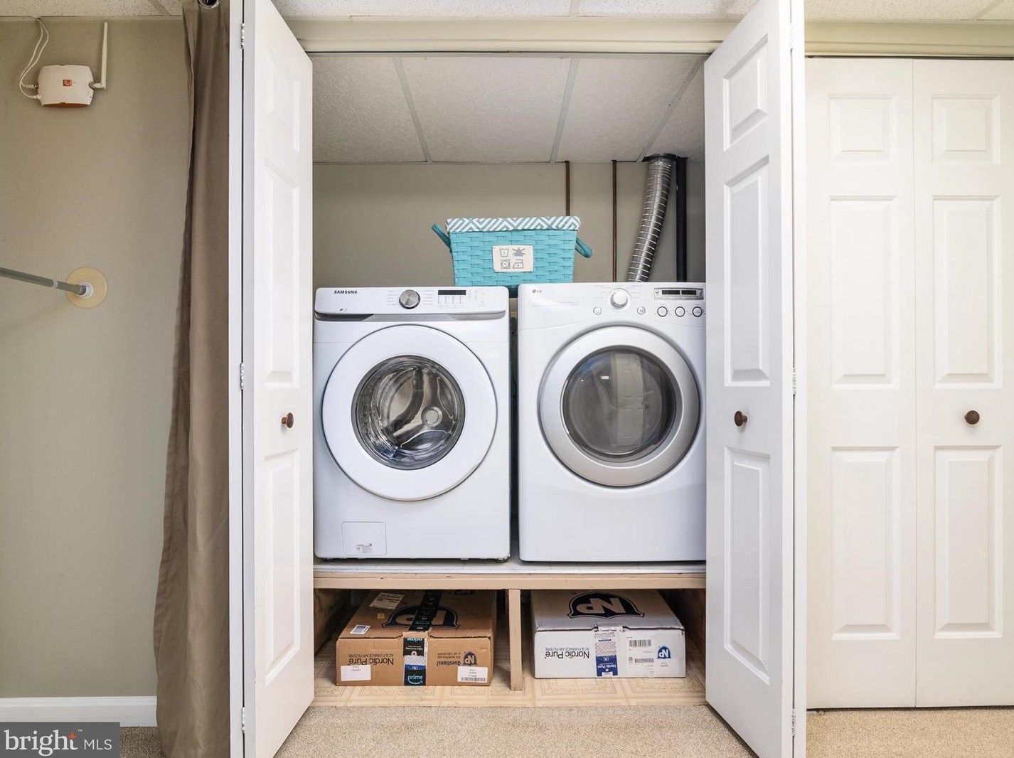 10136 Kings Bench Ct, Ellicott MD  21042-5649 exterior