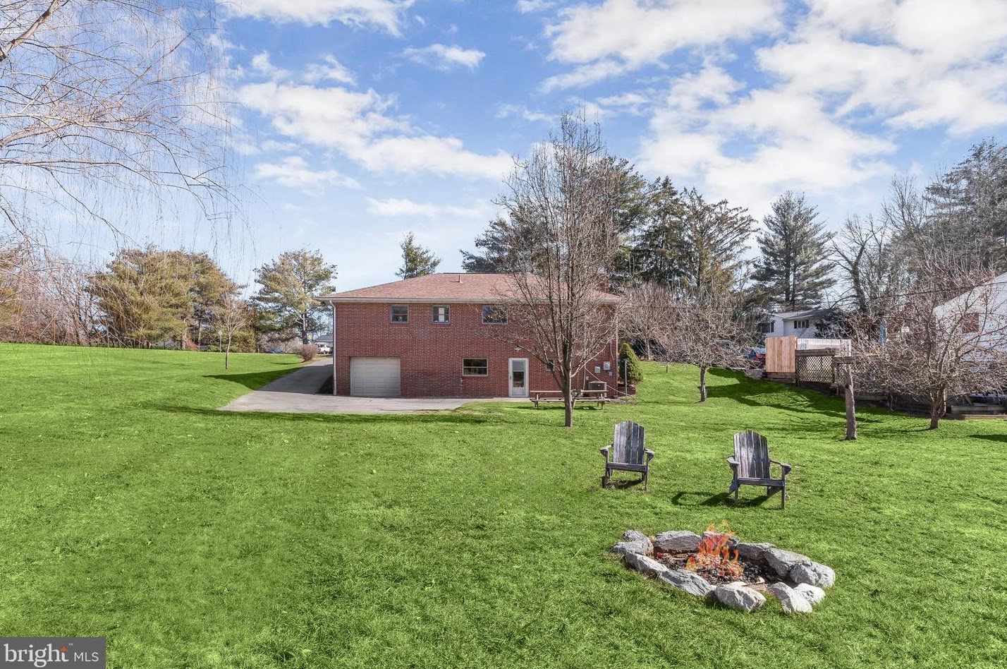 3406 Dogwood Dr, Ellicott MD  21042-3718 exterior