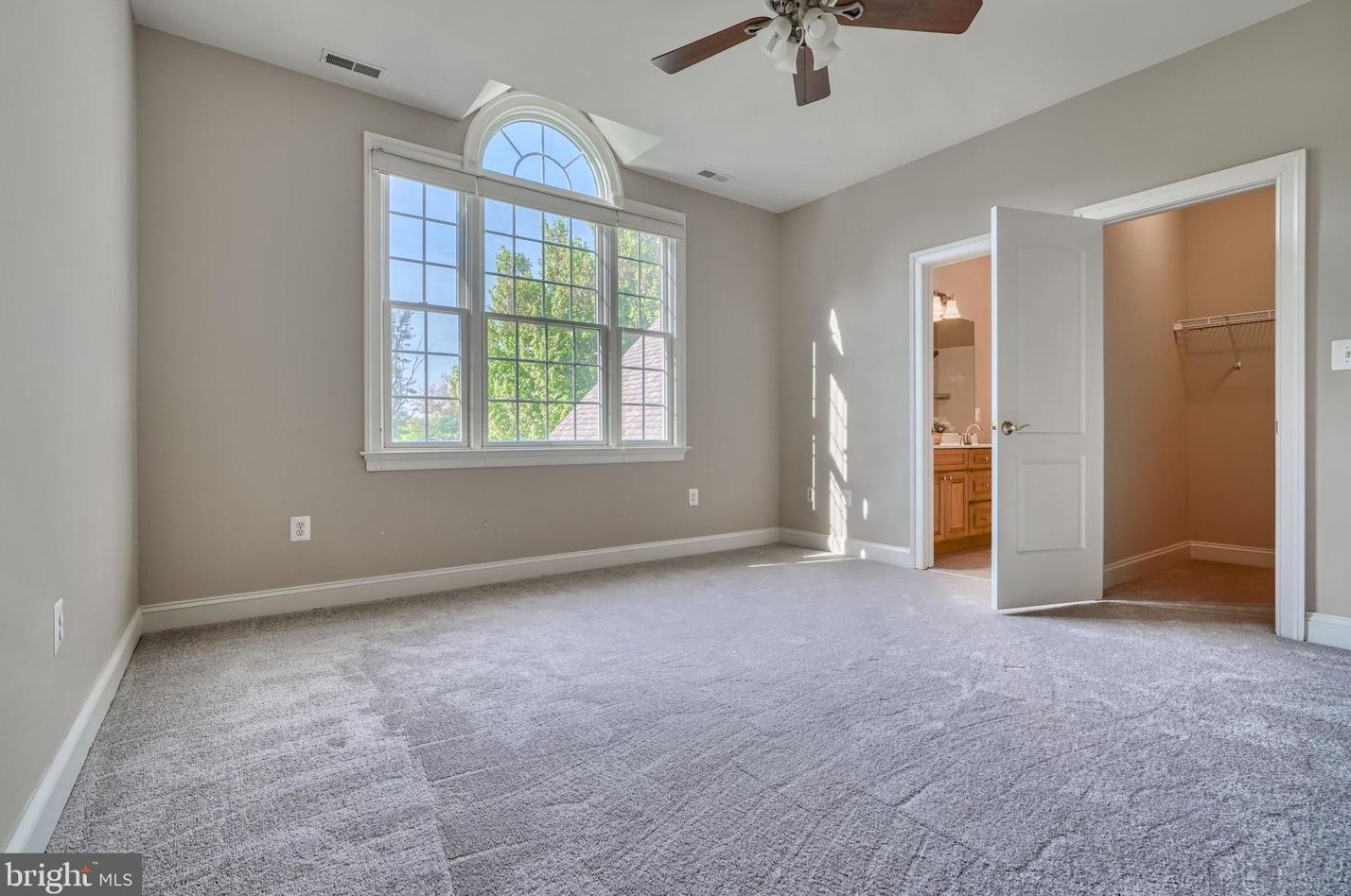 12135 Mt Albert Rd, Ellicott MD 21042-1335 exterior