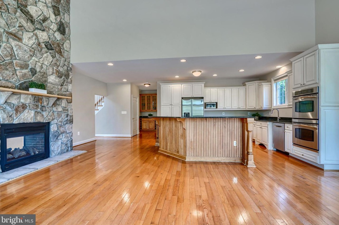 12135 Mt Albert Rd, Ellicott MD 21042-1335 exterior