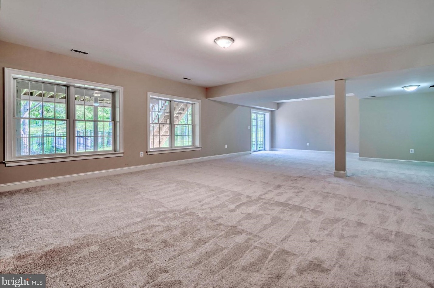 12135 Mt Albert Rd, Ellicott MD 21042-1335 exterior