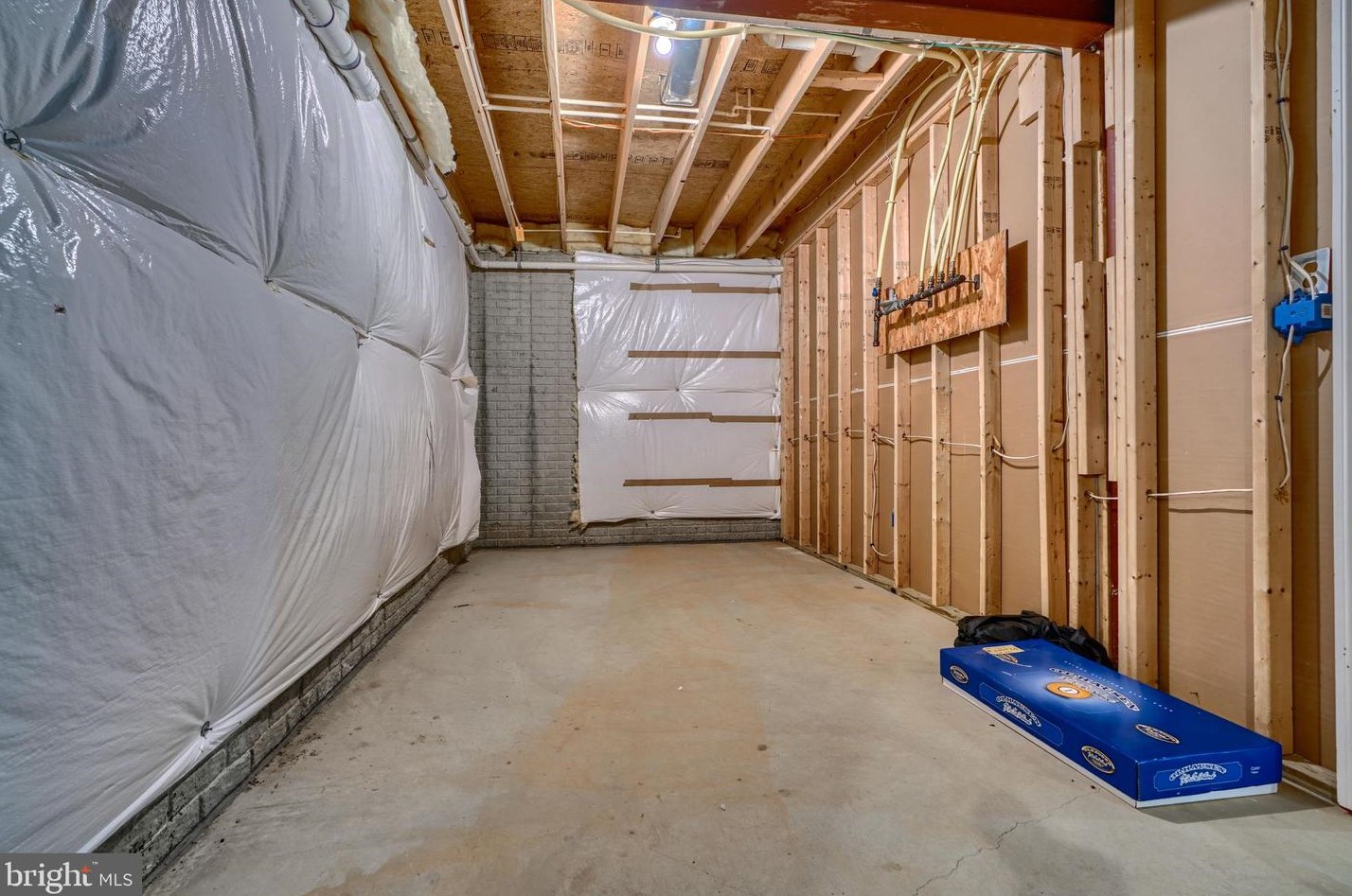 12135 Mt Albert Rd, Ellicott MD 21042-1335 exterior