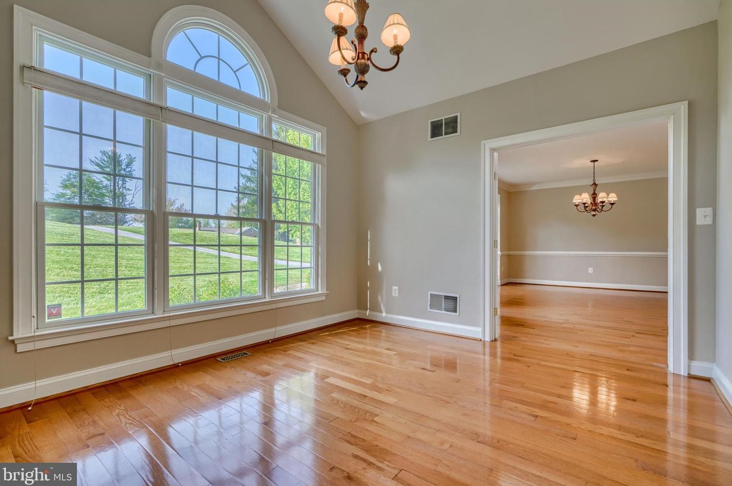 12135 Mt Albert Rd, Ellicott MD 21042-1335 exterior