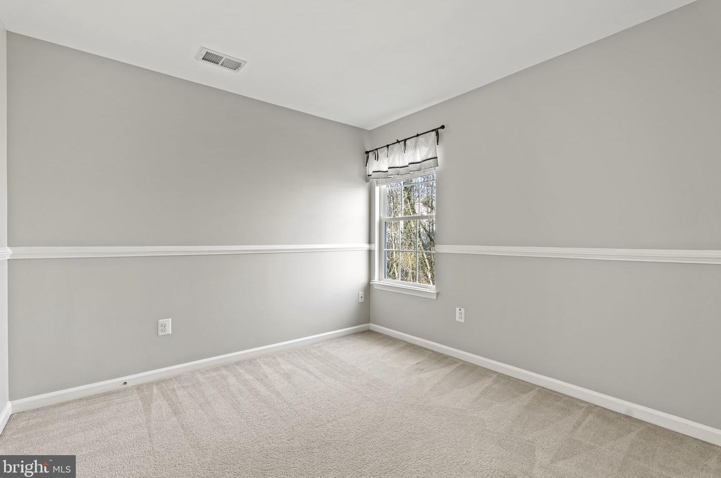 6994 Elm Ave, Baltimore MD  21075-6790 exterior