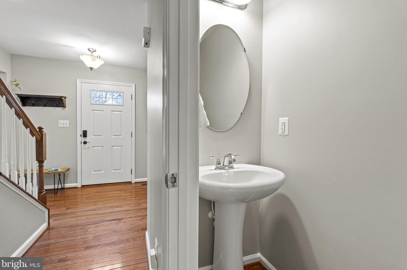 6994 Elm Ave, Baltimore MD  21075-6790 exterior