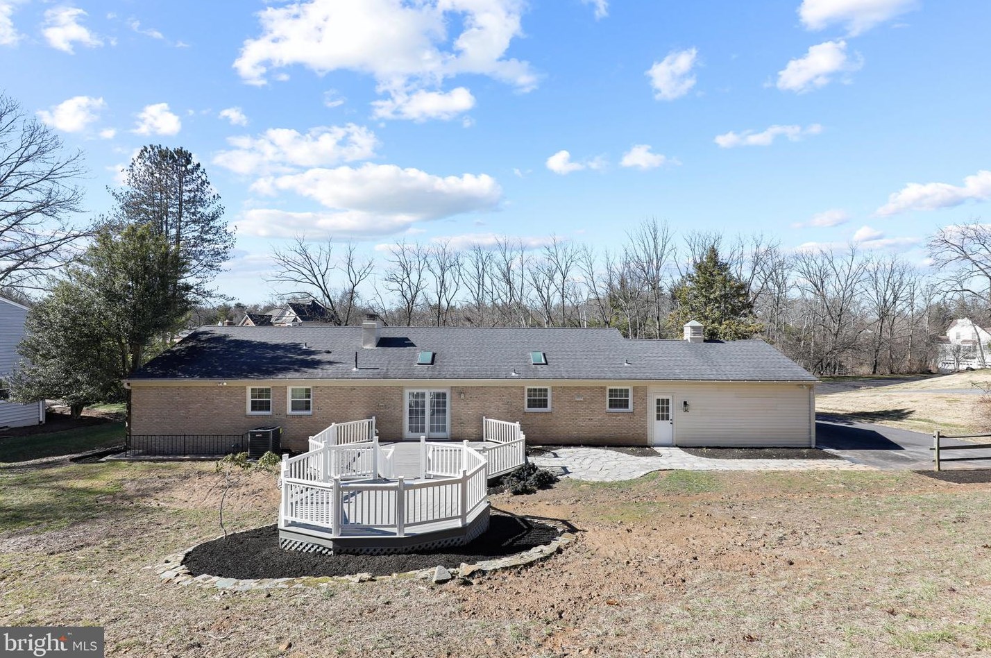 3757 Spg Mdw Dr, Ellicott MD 21042-5142 exterior