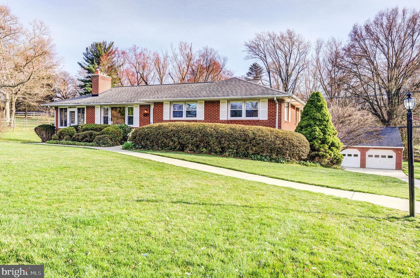 10709 Hunting Ln, Columbia, MD 21044