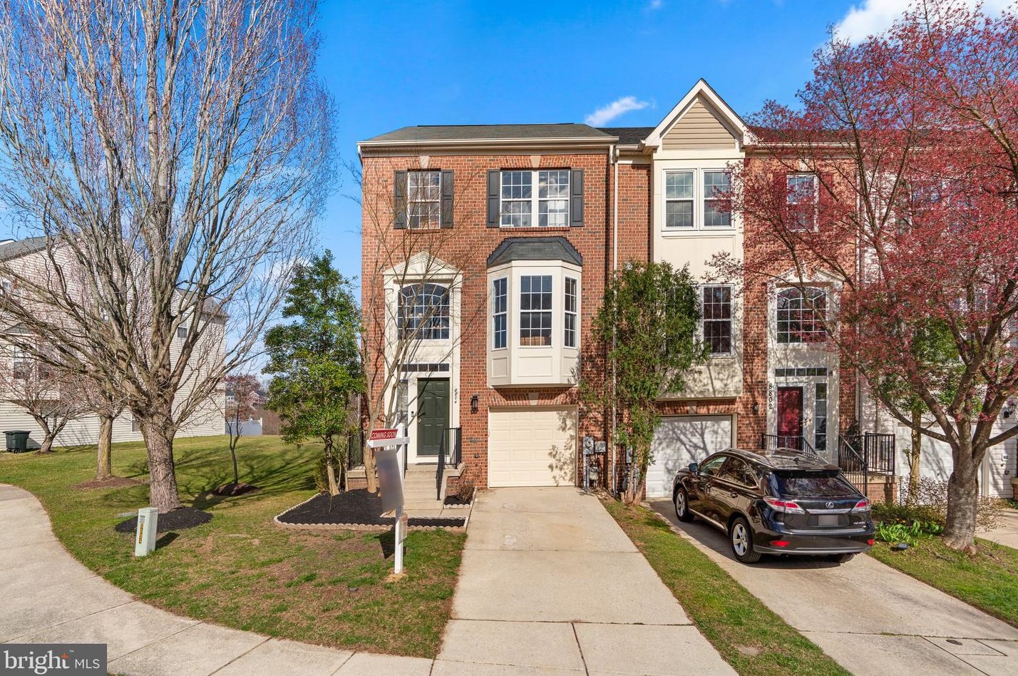 8804 Stonehouse Dr, Ellicott, MD 21043-1928