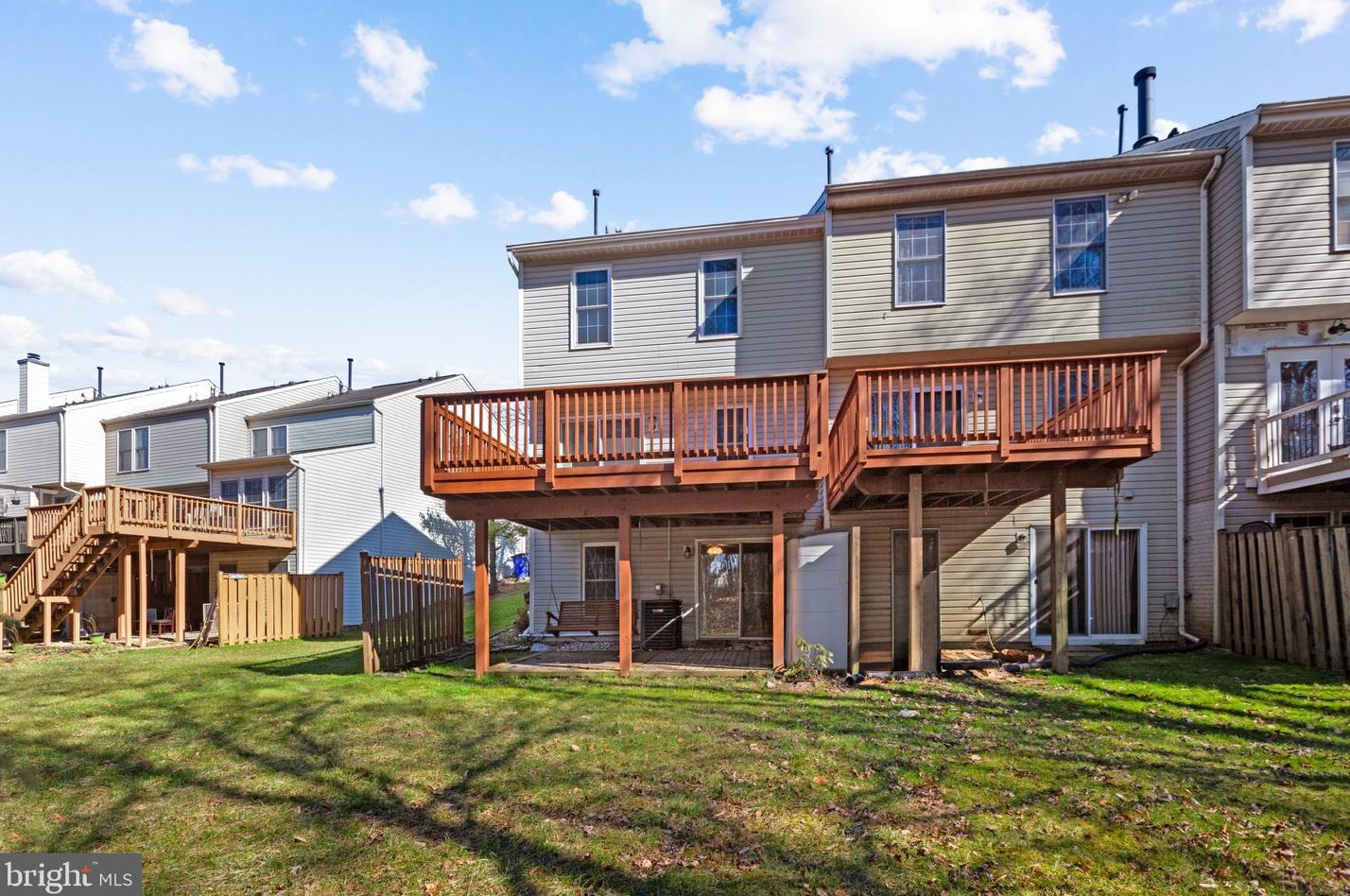 7942 Brightlight Pl, Ellicott MD 21043-7962 exterior