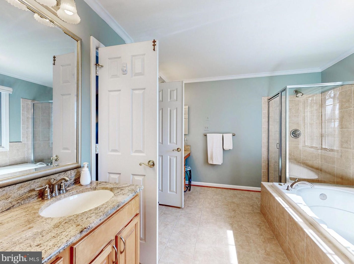 2371 Mckenzie Rd, Ellicott MD 21042-1710 exterior