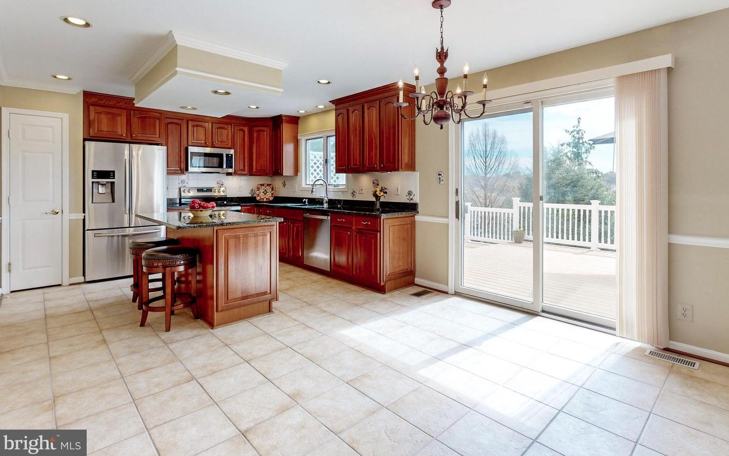 2371 Mckenzie Rd, Ellicott MD 21042-1710 exterior