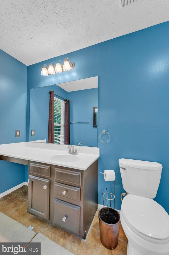 8523 Wood Staff Way, Columbia MD 21045-2611 exterior