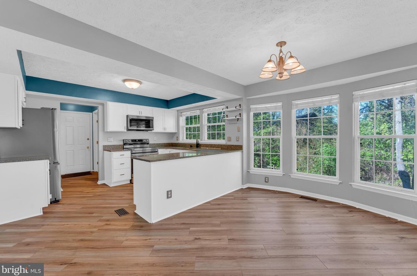 8523 Wood Staff Way, Columbia MD 21045-2611 exterior