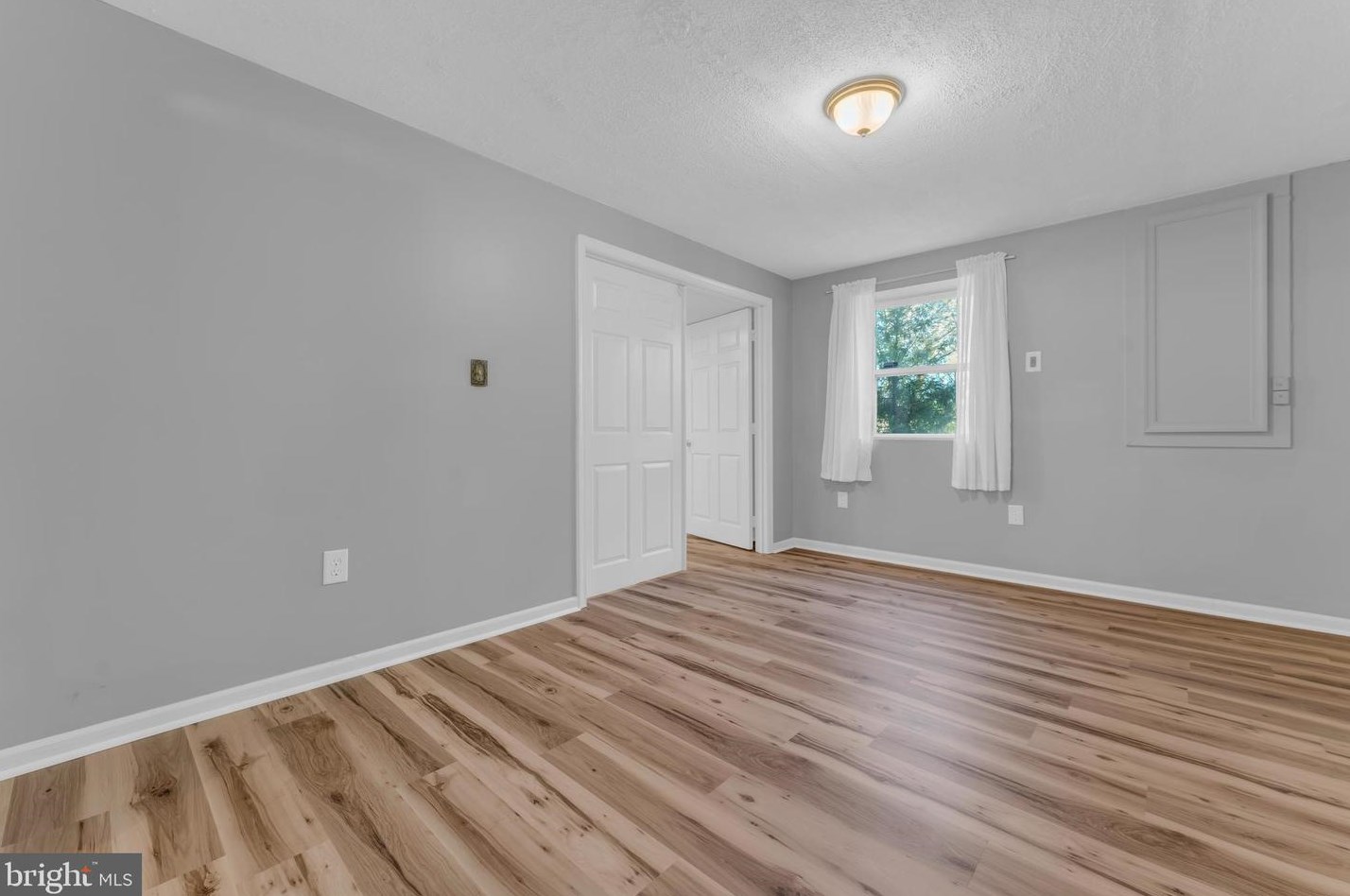 8523 Wood Staff Way, Columbia MD 21045-2611 exterior