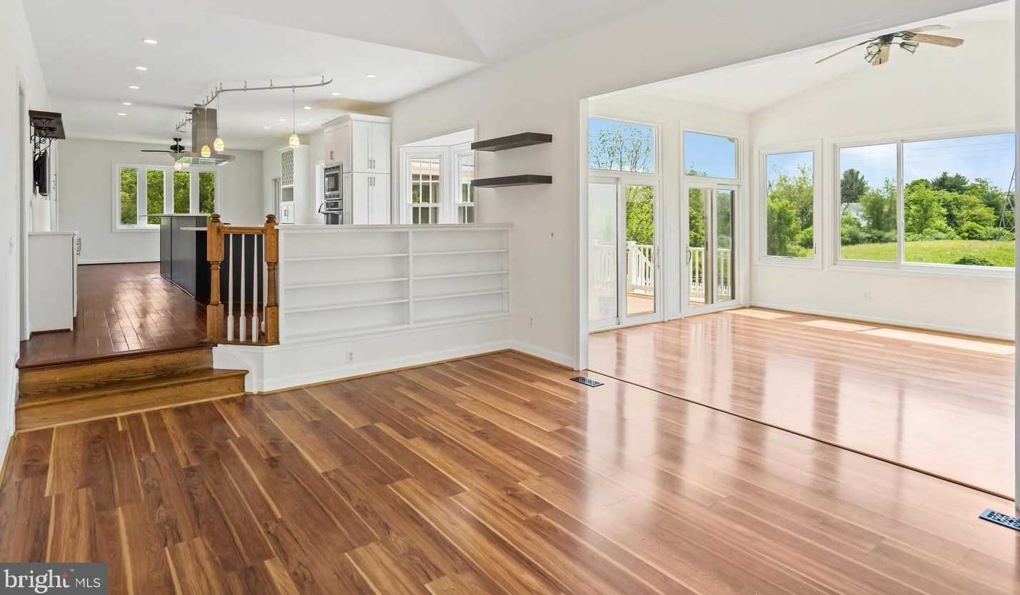 5350 Heatherland Ct, Ellicott MD 21043-7238 exterior