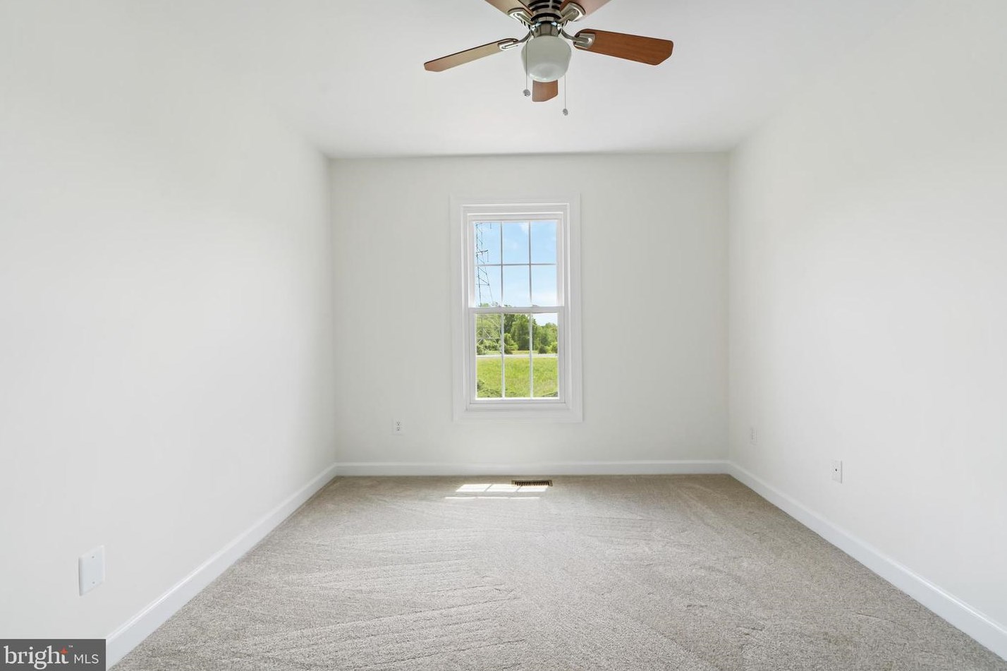 5350 Heatherland Ct, Ellicott MD 21043-7238 exterior