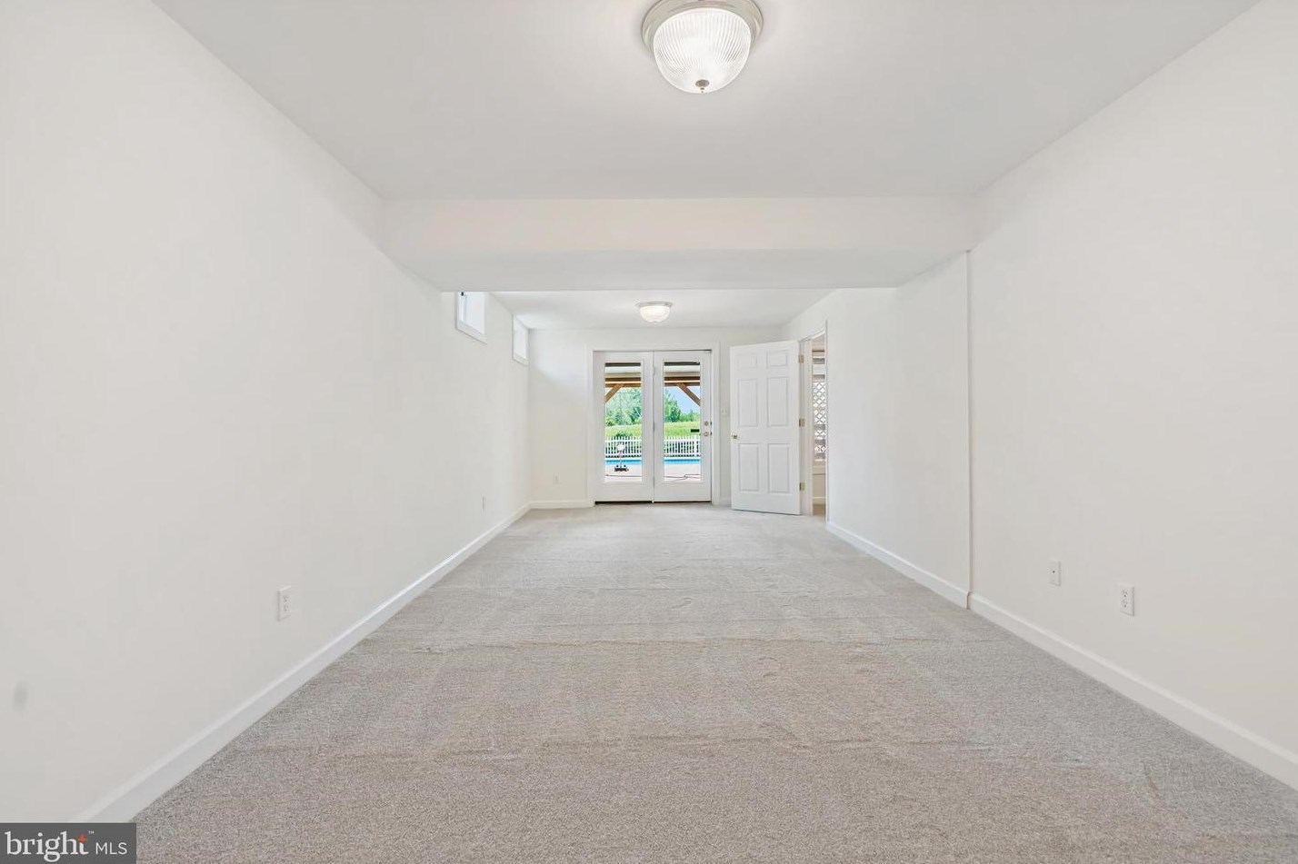 5350 Heatherland Ct, Ellicott MD 21043-7238 exterior