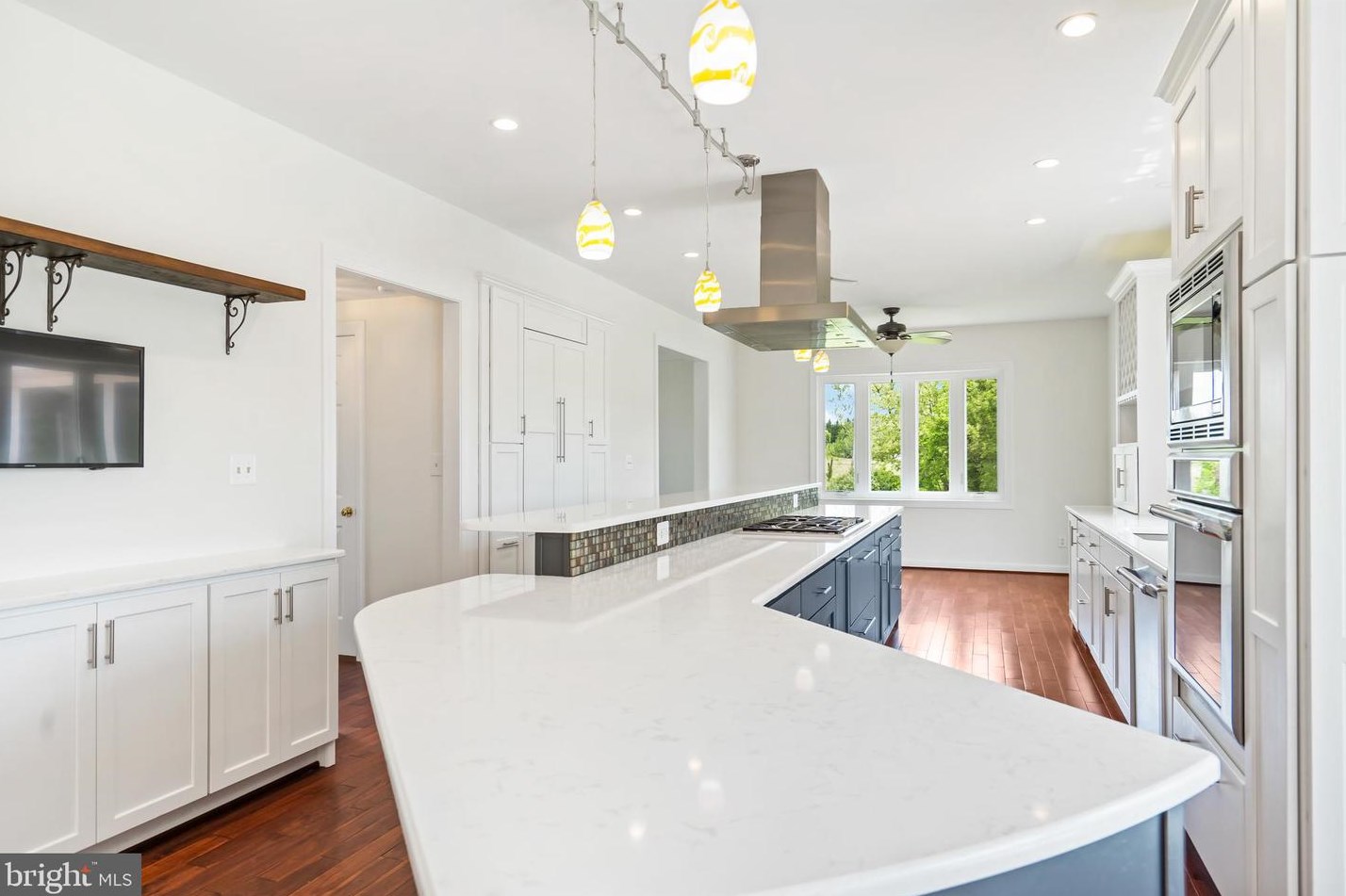 5350 Heatherland Ct, Ellicott MD 21043-7238 exterior