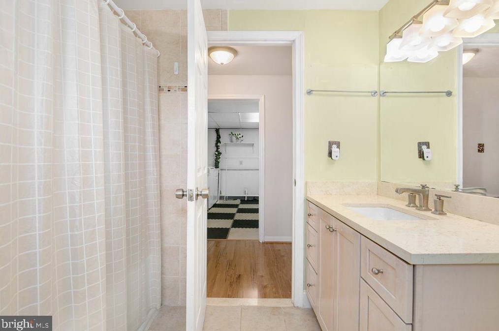 5975 Augustine Ave, Baltimore MD  21075-5318 exterior