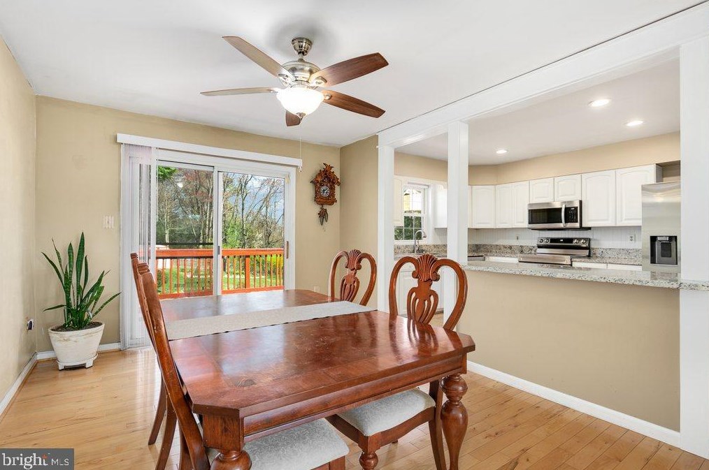 5975 Augustine Ave, Baltimore MD  21075-5318 exterior