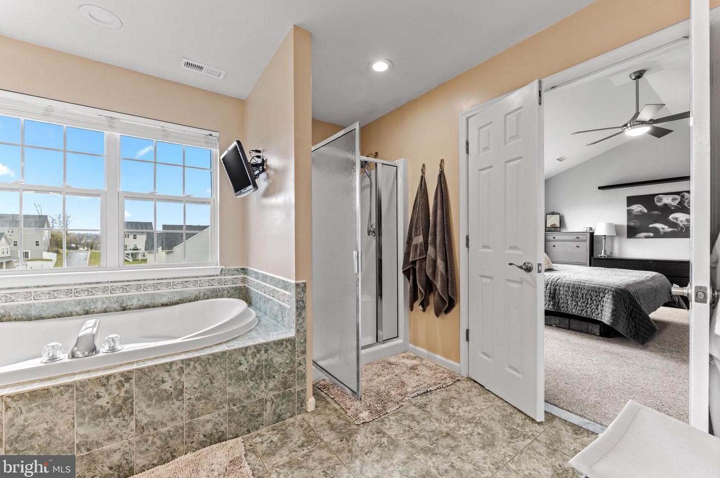 6001 Florey Rd, Baltimore MD 21076-1018 exterior