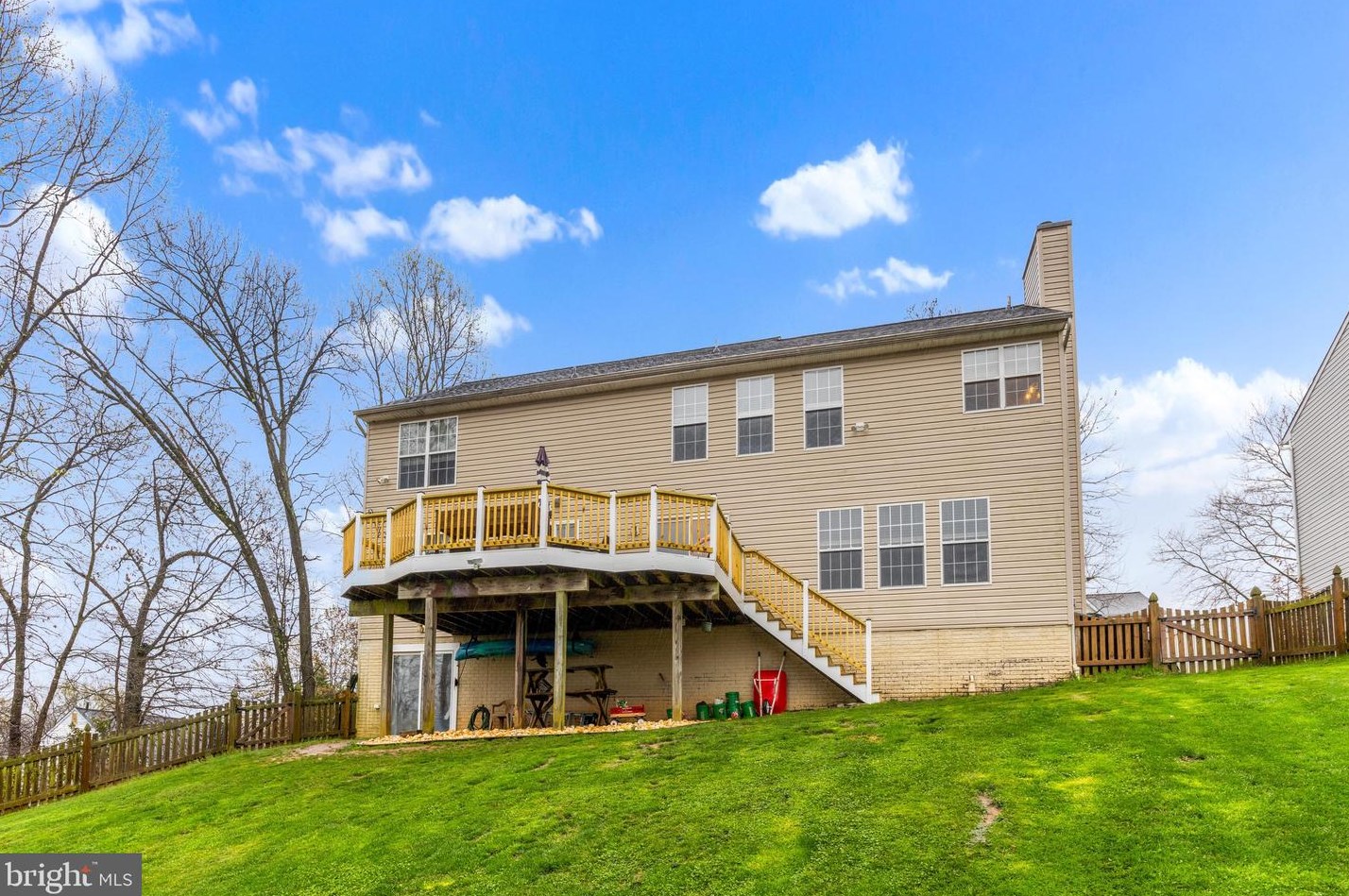 6001 Florey Rd, Baltimore MD 21076-1018 exterior