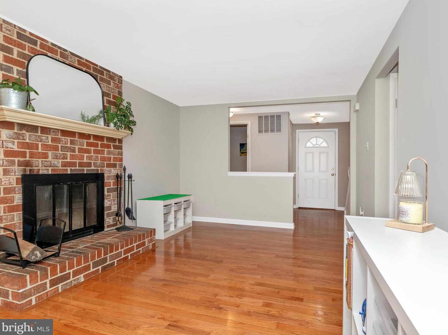 9355 Windbell Way, Columbia MD  21045-5218 exterior