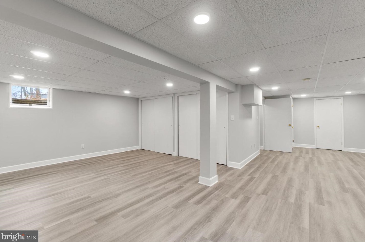 2929 Pinewick Rd, Ellicott MD 21042-2243 exterior