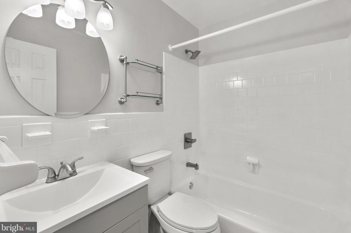 2929 Pinewick Rd, Ellicott MD 21042-2243 exterior