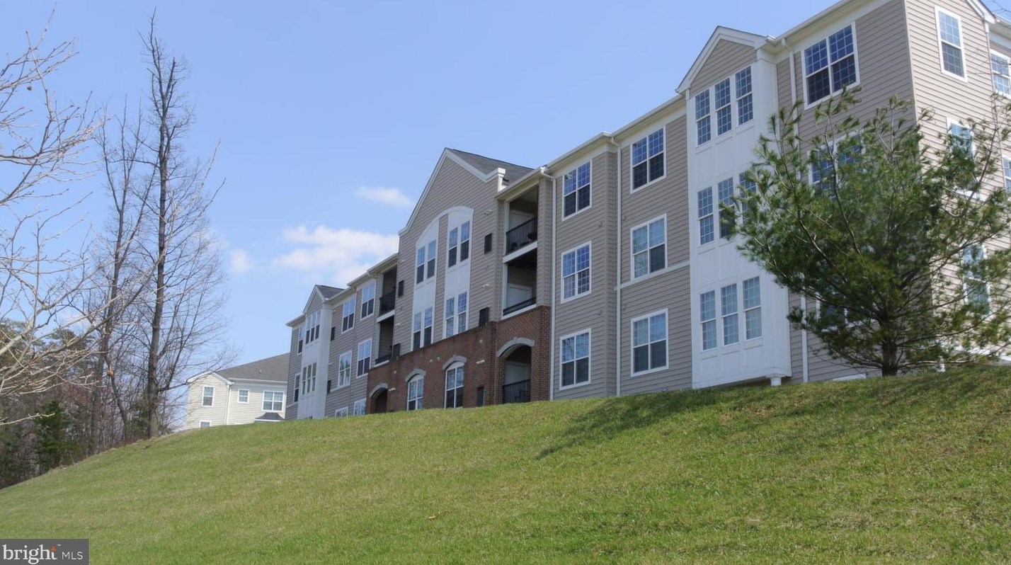 7305 Maplecrest Rd #405, Baltimore, MD 21075