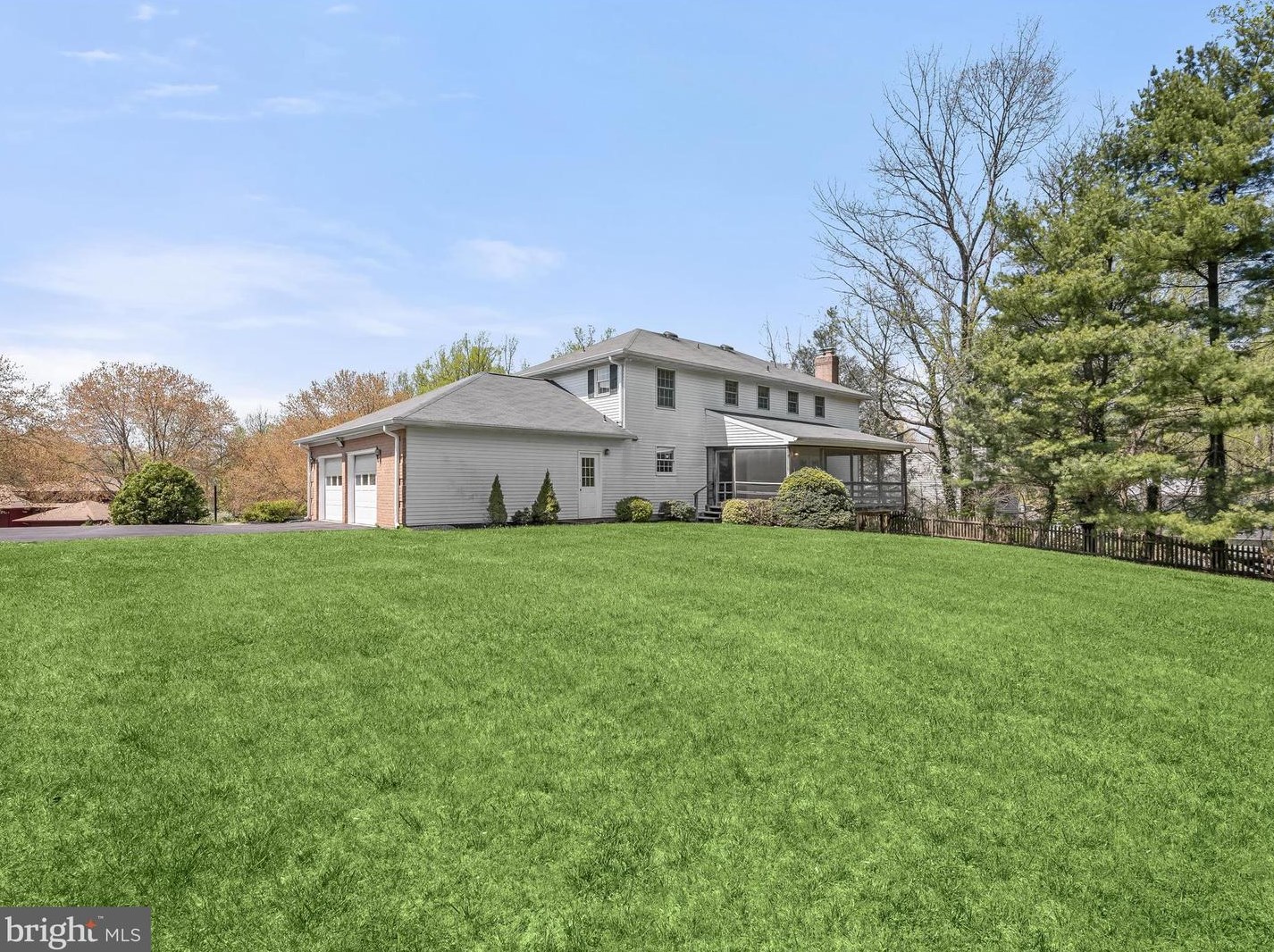 9035 Furrow Ave, Ellicott MD 21042-1841 exterior