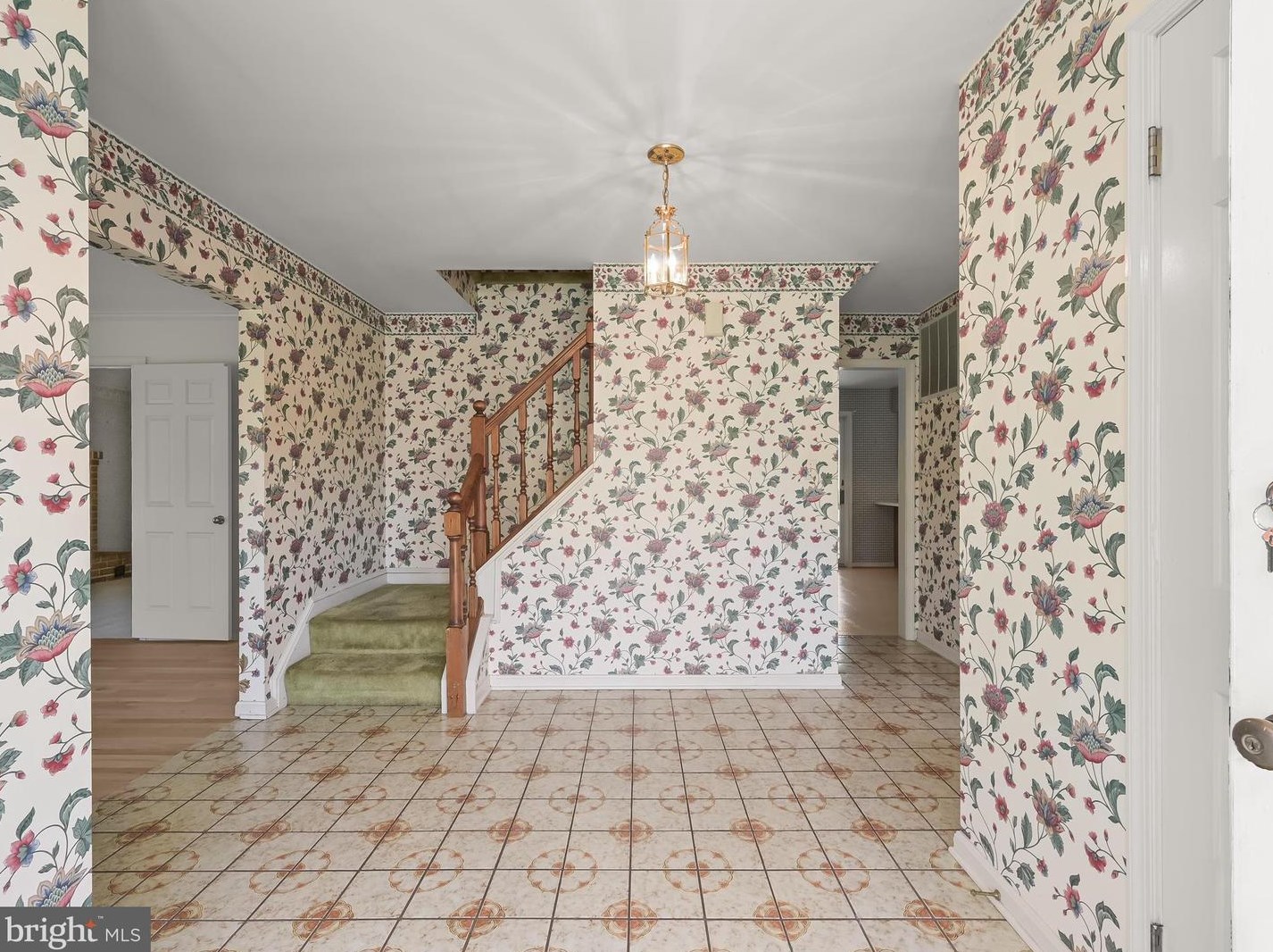 9035 Furrow Ave, Ellicott MD 21042-1841 exterior