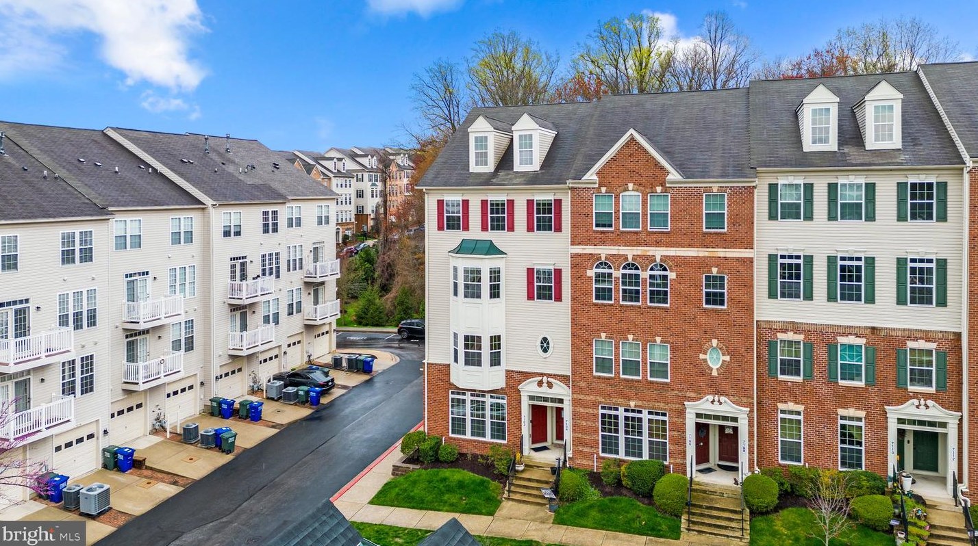 7104 Daniel John Dr, Baltimore, MD 21075-5452