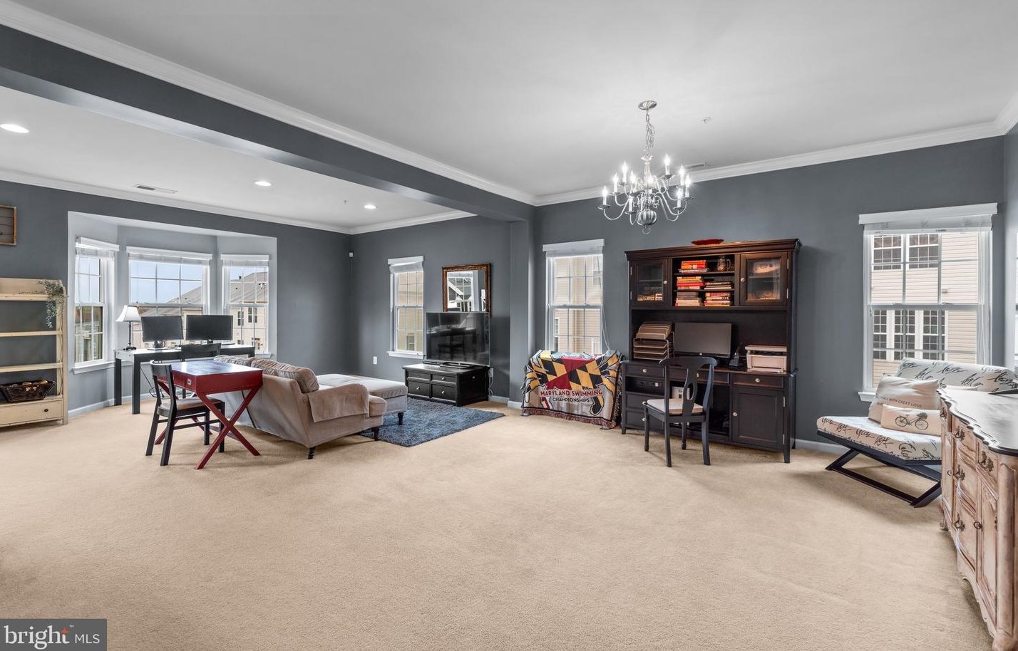 7104 Daniel John Dr, Baltimore MD  21075-5452 exterior