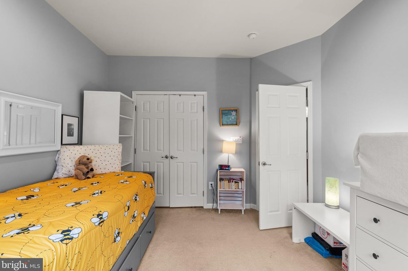 7104 Daniel John Dr, Baltimore MD  21075-5452 exterior